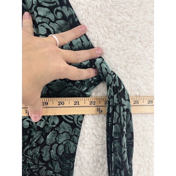 Women's Green Blouse XL Velvet Burnout Top Flare Sleeve Floral Whimsy Goth Fairy - Picture 3 of 6